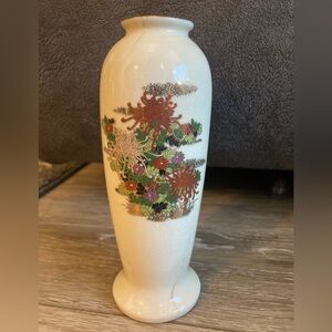 Vintage takashi bud vase